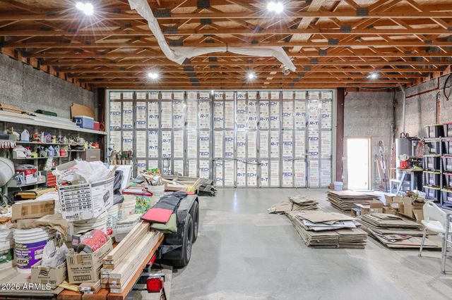 51340 W IVER Road, Aguila, AZ 85320