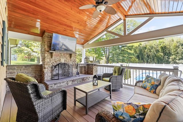 243 BAKER RD, West Brandywine, PA 19320