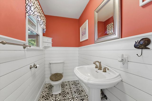 243 BAKER RD, West Brandywine, PA 19320