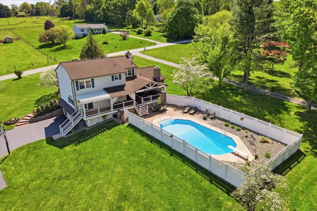 243 BAKER RD, West Brandywine, PA 19320