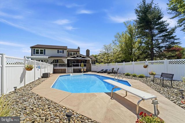 243 BAKER RD, West Brandywine, PA 19320