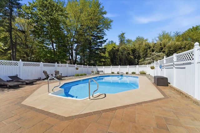 243 BAKER RD, West Brandywine, PA 19320