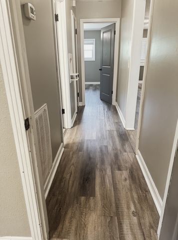 910 Glenwood Dr, Murfreesboro, TN 37129