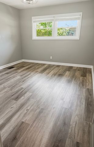 910 Glenwood Dr, Murfreesboro, TN 37129