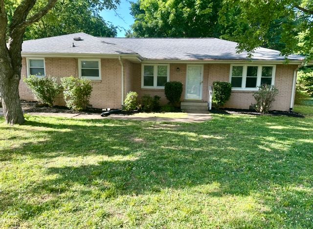 910 Glenwood Dr, Murfreesboro, TN 37129
