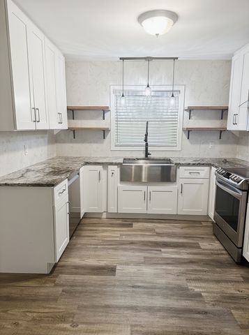 910 Glenwood Dr, Murfreesboro, TN 37129