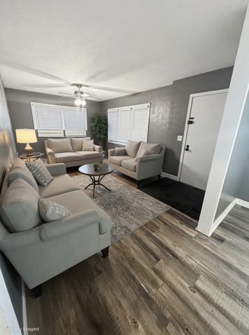 910 Glenwood Dr, Murfreesboro, TN 37129