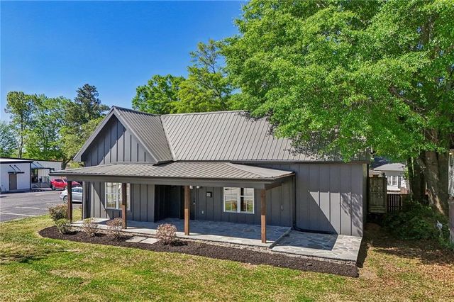 212 Hamilton Avenue, Bremen, GA 30110