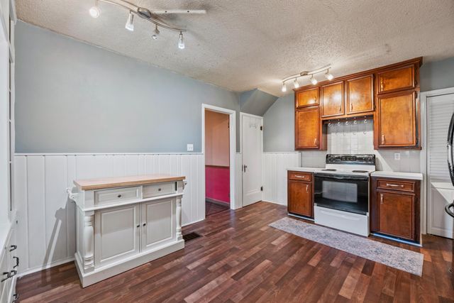229 N BATTIN, Wichita, KS 67208