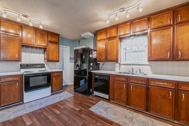 229 N BATTIN, Wichita, KS 67208