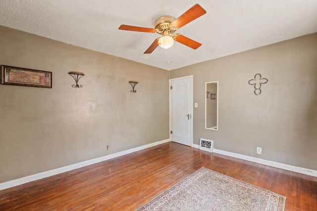 229 N BATTIN, Wichita, KS 67208