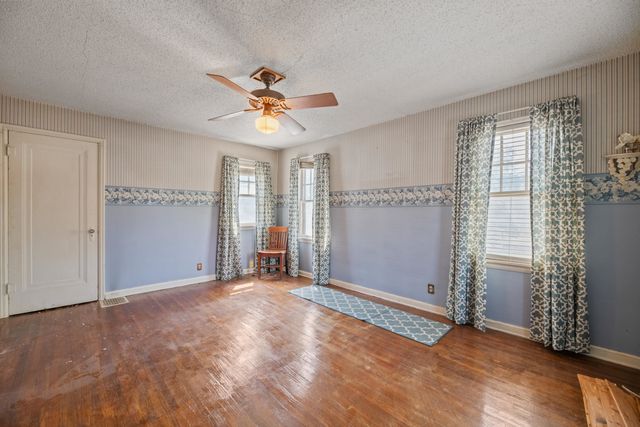 229 N BATTIN, Wichita, KS 67208