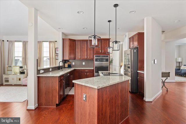 16771 EVENING STAR DR, Round Hill, VA 20141