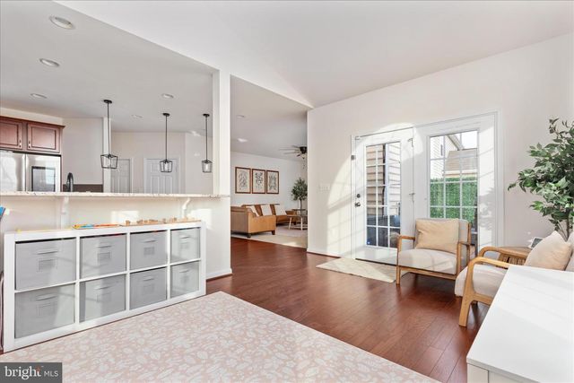 16771 EVENING STAR DR, Round Hill, VA 20141