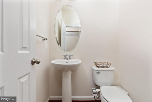16771 EVENING STAR DR, Round Hill, VA 20141