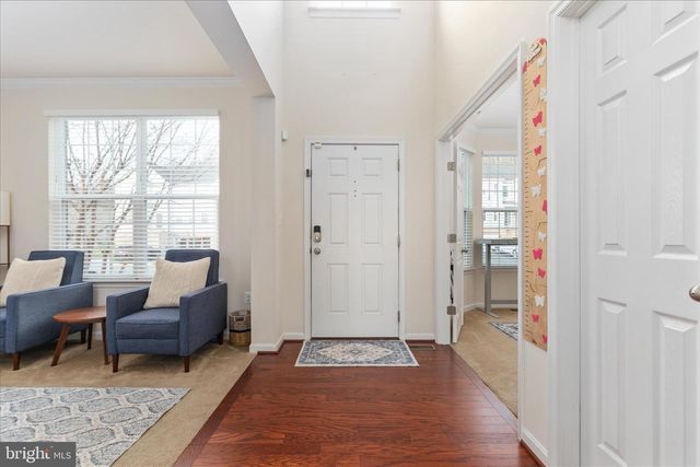 16771 EVENING STAR DR, Round Hill, VA 20141