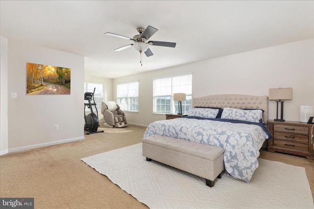 16771 EVENING STAR DR, Round Hill, VA 20141