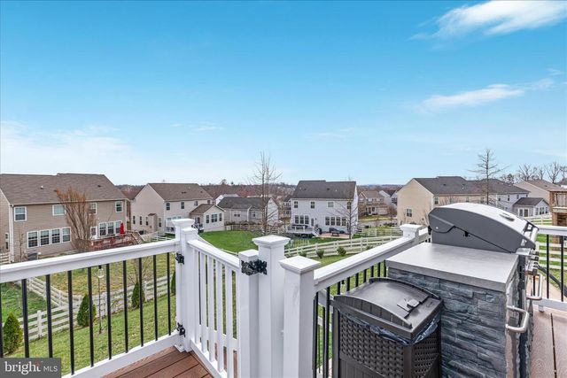 16771 EVENING STAR DR, Round Hill, VA 20141