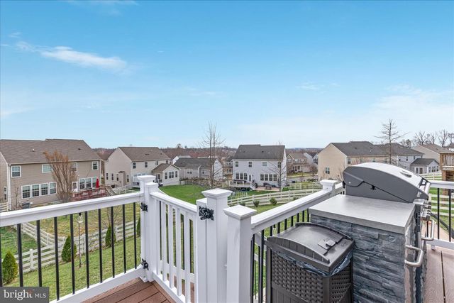 16771 EVENING STAR DR, Round Hill, VA 20141