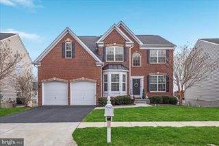 16771 EVENING STAR DR, Round Hill, VA 20141