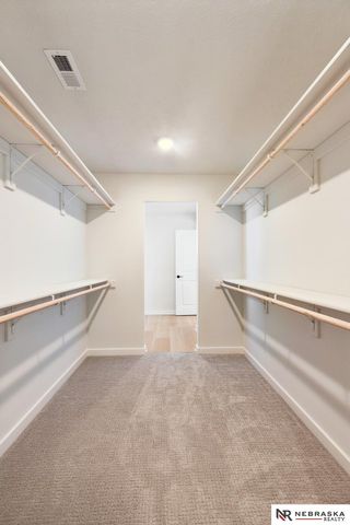 8606 Legacy Street, Papillion, NE 68046