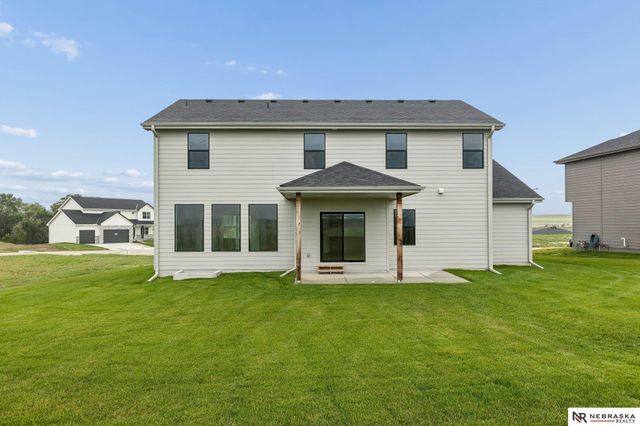 8606 Legacy Street, Papillion, NE 68046