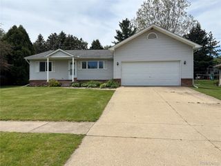 268 Jonathon Drive, Almont Village, MI 48003