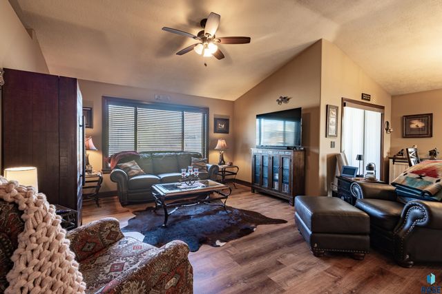 7816 W Kelsey Cir Circle, Sioux Falls, SD 57106