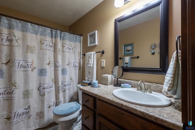 7816 W Kelsey Cir Circle, Sioux Falls, SD 57106