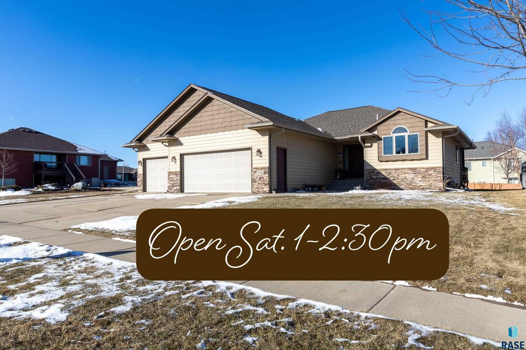 7816 W Kelsey Cir Circle, Sioux Falls, SD 57106