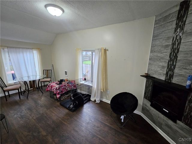 28 Heberle Road, Irondequoit, NY 14609