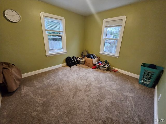 28 Heberle Road, Irondequoit, NY 14609