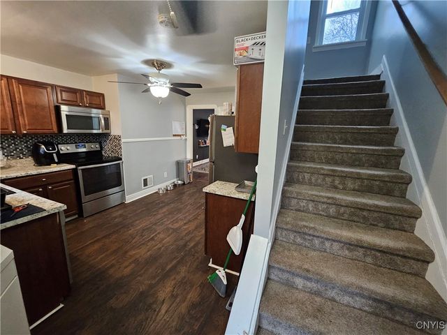 28 Heberle Road, Irondequoit, NY 14609