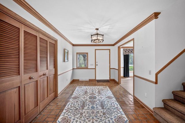 4802 Country Meadows Road, Brooklyn, WI 53521