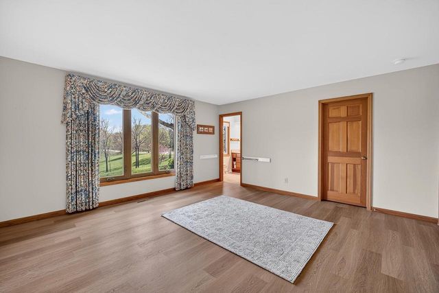 4802 Country Meadows Road, Brooklyn, WI 53521