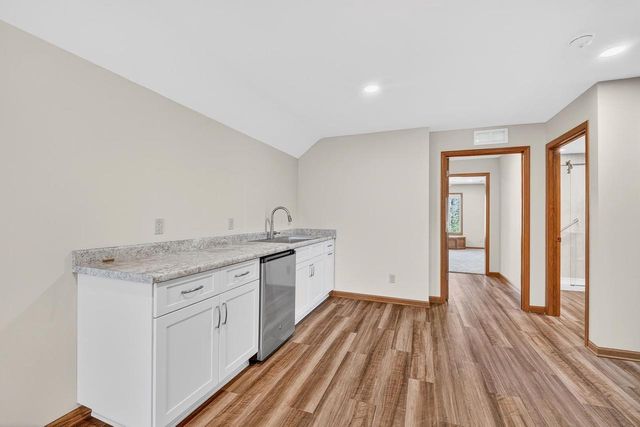 4802 Country Meadows Road, Brooklyn, WI 53521