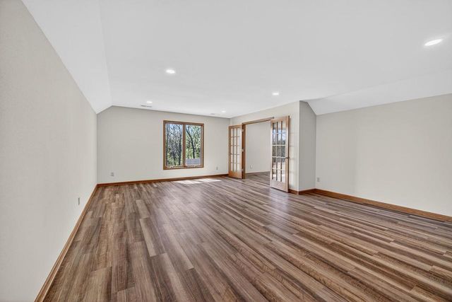 4802 Country Meadows Road, Brooklyn, WI 53521