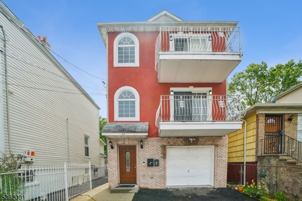 22 Boylan St, Newark City, NJ 07106