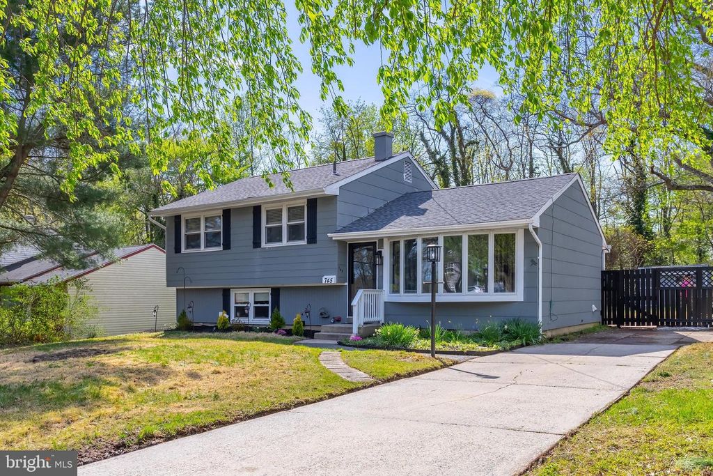 745 DARTMOUTH DR, Wenonah, NJ 08090