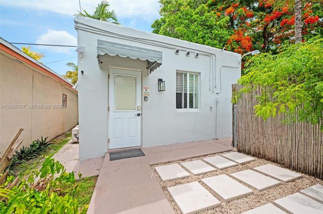 1024 SW 13th Court, Miami, FL 33135
