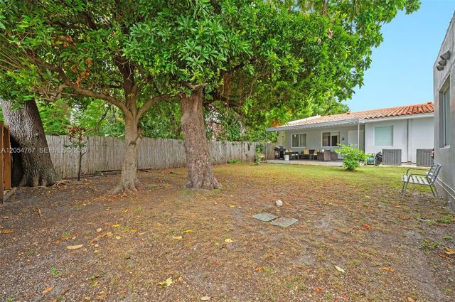 1024 SW 13th Court, Miami, FL 33135