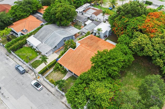 1024 SW 13th Court, Miami, FL 33135