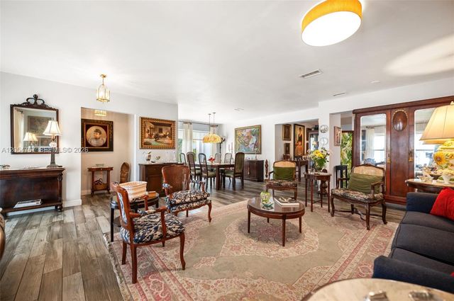 1024 SW 13th Court, Miami, FL 33135