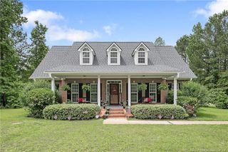 5387 Clubhouse Lane, Hope Mills, NC 28348