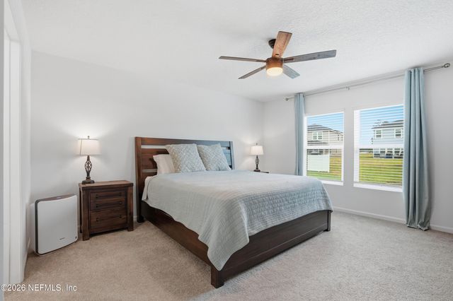 5043 BIG PINE Drive, Jacksonville, FL 32218