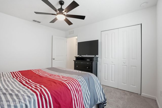 5043 BIG PINE Drive, Jacksonville, FL 32218