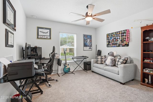 5043 BIG PINE Drive, Jacksonville, FL 32218