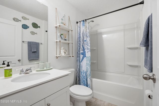 5043 BIG PINE Drive, Jacksonville, FL 32218