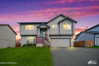 6839 Peck Avenue, Anchorage, AK 99504