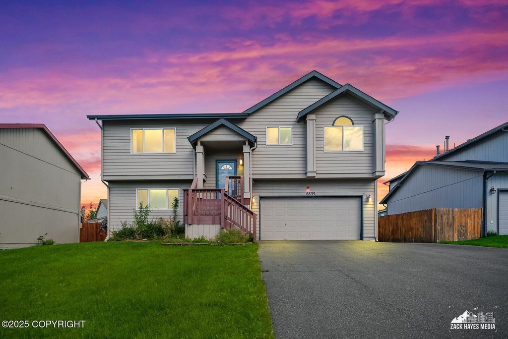 6839 Peck Avenue, Anchorage, AK 99504